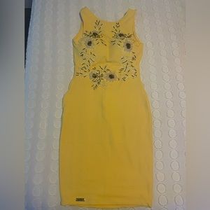 Pretty yellow dress